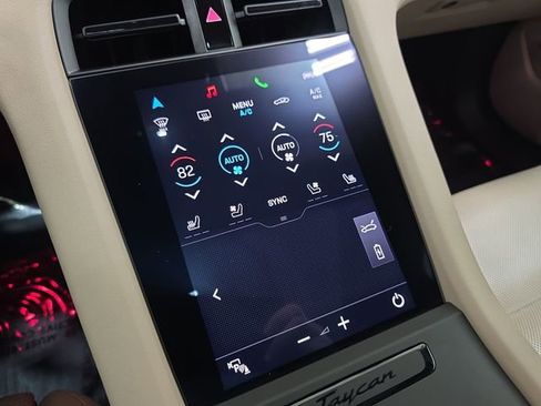 Used 2022 Porsche Taycan Base image 24