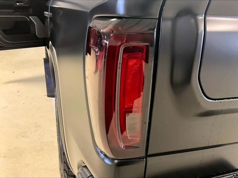 Used 2024 GMC Sierra 1500 AT4X w/ AT4X AEV Edition AWD/4WD image 26