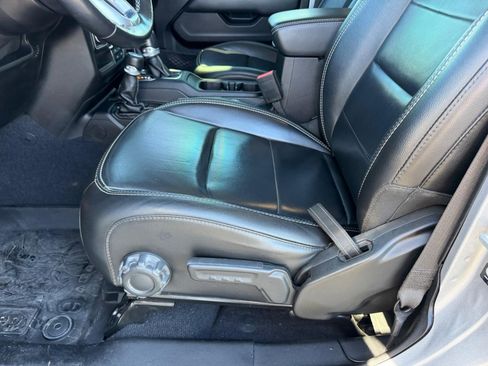 Used 2021 Jeep Gladiator Overland w/ Popular Equipment Package image 38