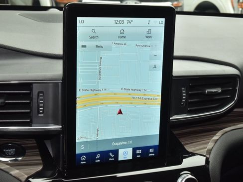 Used 2024 Ford Explorer Limited w/ Limited Technology Package image 29