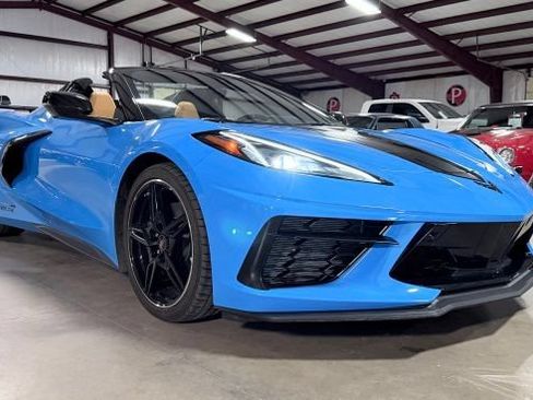 Used 2023 Chevrolet Corvette Stingray Preferred Conv RWD image 2
