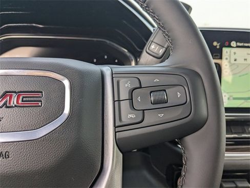 New 2025 GMC Sierra 1500 Elevation image 27