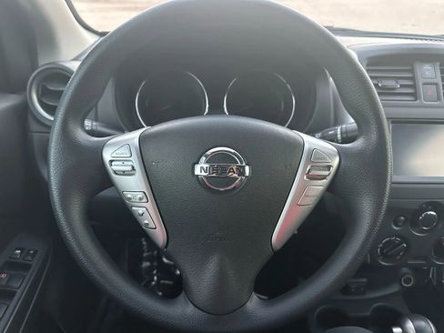 Used 2019 Nissan Versa SV image 27