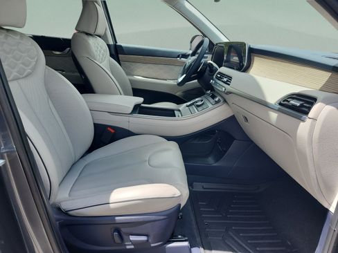 Certified 2022 Hyundai Palisade Calligraphy FWD image 21
