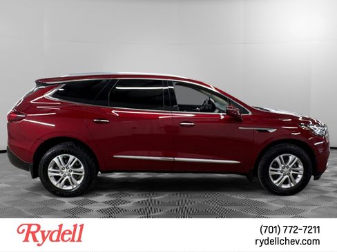 Used 2021 Buick Enclave Essence w/ Sound and Sites Package AWD/4WD image 6