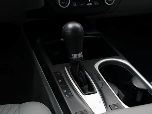 Used 2016 Acura RDX AWD w/ Technology Package image 15