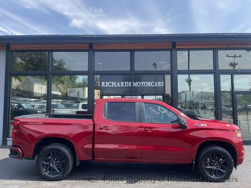 Used 2024 Chevrolet Silverado 1500 RST w/ Convenience Package II AWD/4WD image 1