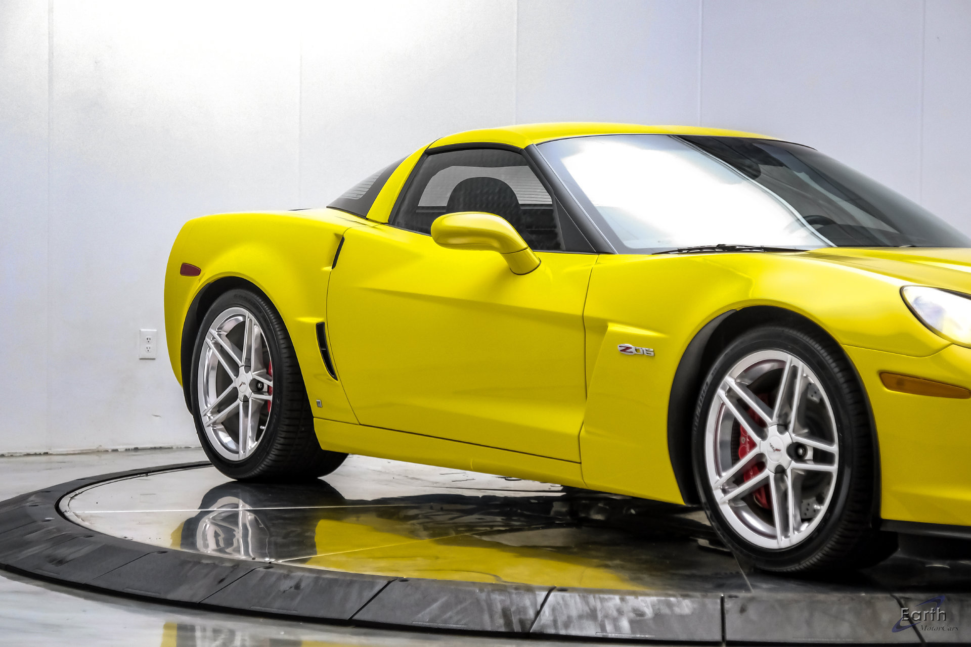 Used 2007 Chevrolet Corvette Z06 w/ Preferred Equipment Group RWD image 29