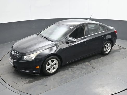 Used 2014 Chevrolet Cruze LT image 25