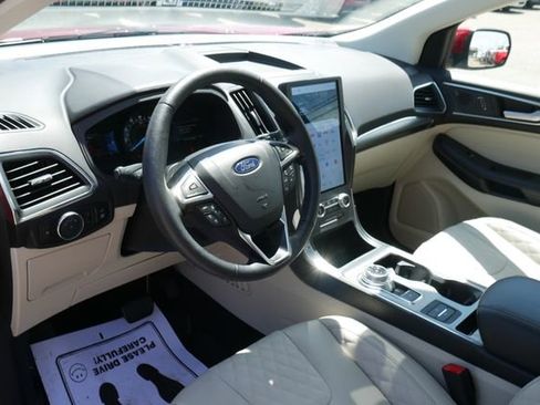Used 2024 Ford Edge Titanium w/ Equipment Group 301A AWD/4WD image 17