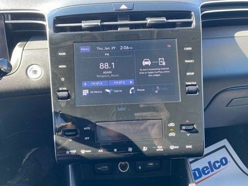 Used 2022 Hyundai Tucson SEL image 17