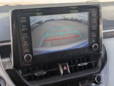 Used 2020 Toyota Corolla SE FWD image 24
