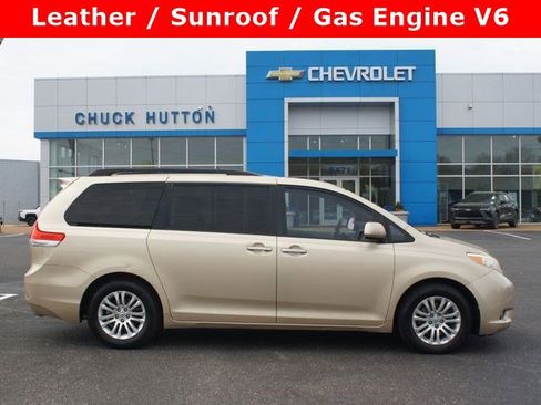 Used 2011 Toyota Sienna XLE w/ XLE Navigation Pkg image 1