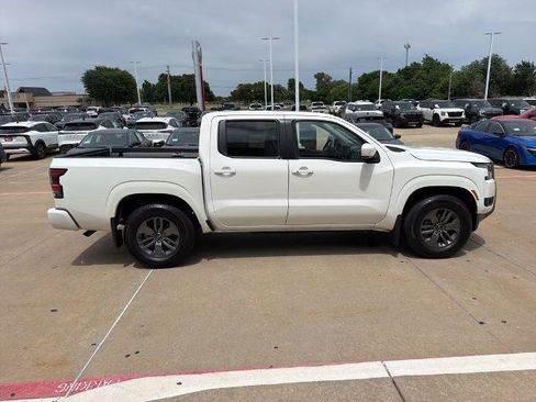 Certified 2025 Nissan Frontier SV w/ SV Convenience Package RWD image 6