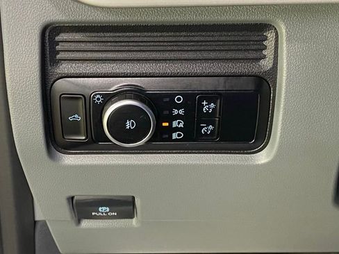 Used 2023 Ford F250 XL w/ 360-Degree Camera Package image 25