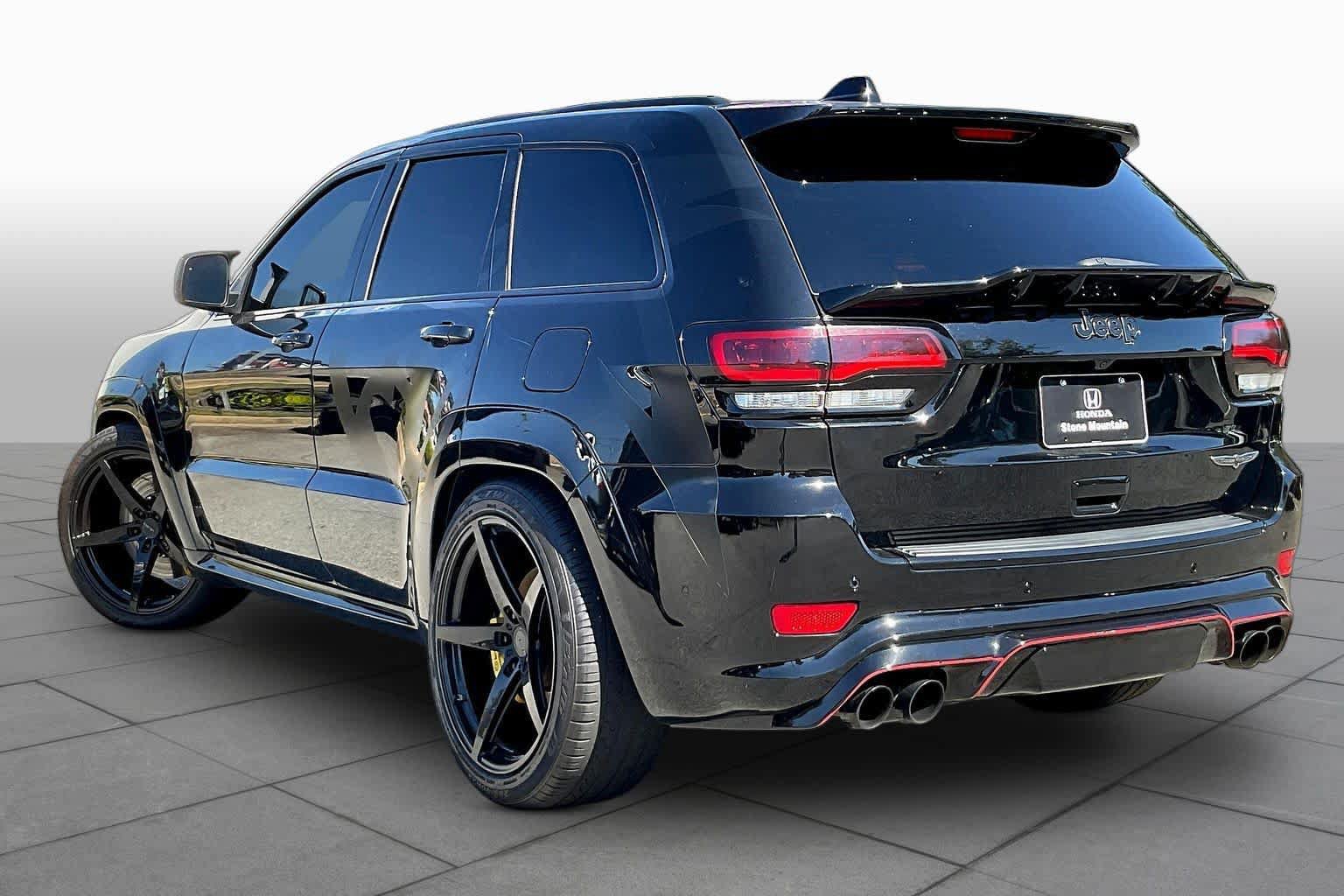 Used 2018 Jeep Grand Cherokee Trackhawk w/ Trailer Tow Group IV AWD/4WD image 12
