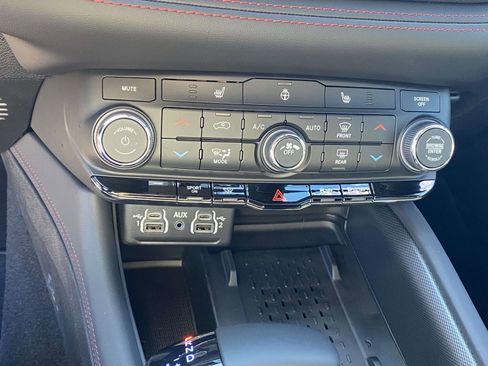 New 2026 Dodge Durango GT image 7