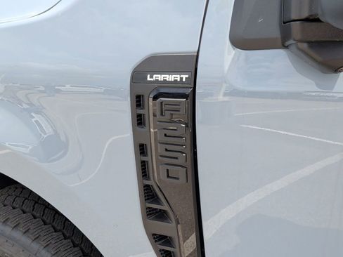 New 2026 Ford F250 Lariat w/ Black Appearance Package image 52