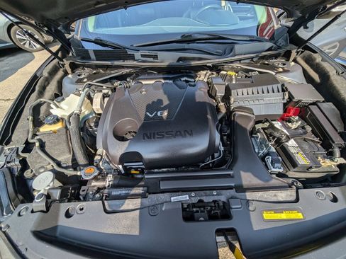Used 2020 Nissan Maxima 3.5 SL w/ Floor Mat Group FWD image 10