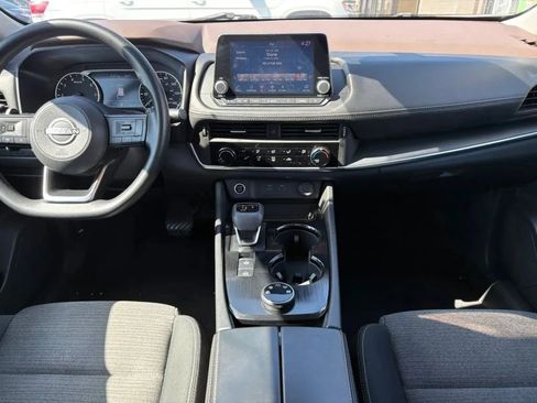 Used 2022 Nissan Rogue S AWD/4WD image 11
