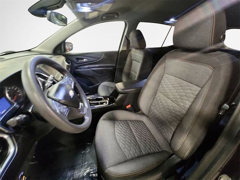 Used 2020 Chevrolet Equinox LT w/ LPO, Floor Liner Package image 12