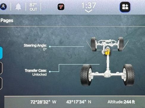 Used 2024 Jeep Wrangler Sahara w/ Safety Group image 34