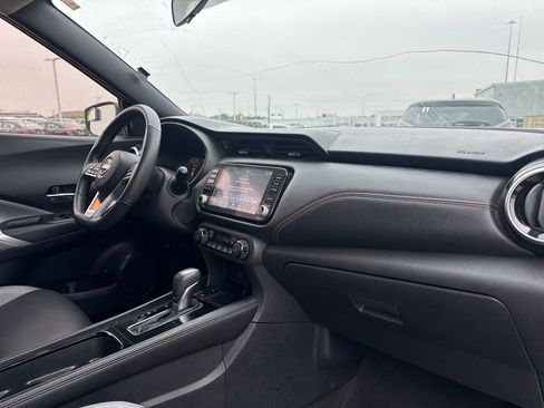 Certified 2023 Nissan Kicks SR w/ SR Premium Package image 10