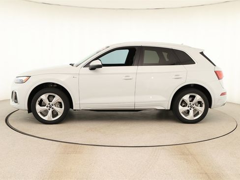 Certified 2022 Audi Q5 2.0T Premium Plus w/ Premium Plus Package image 2