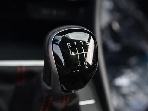 New 2026 Volkswagen Jetta GLI Autobahn FWD image 18