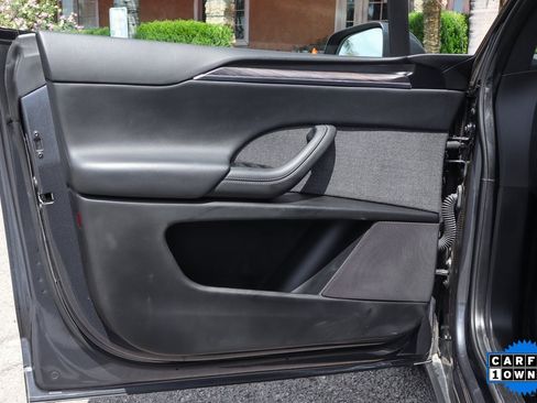 Used 2023 Tesla Model X image 13