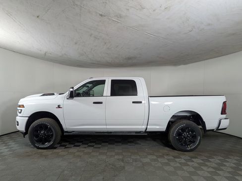 New 2026 RAM 2500 Tradesman AWD/4WD image 3