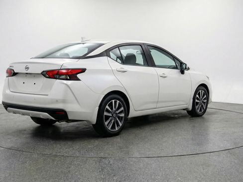 Used 2025 Nissan Versa SV w/ Trunk Package image 9