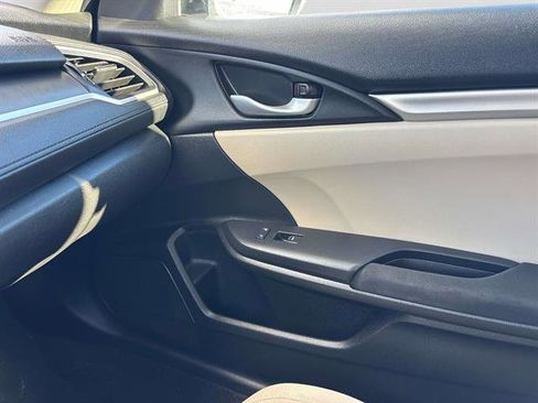 Used 2021 Honda Civic LX image 31