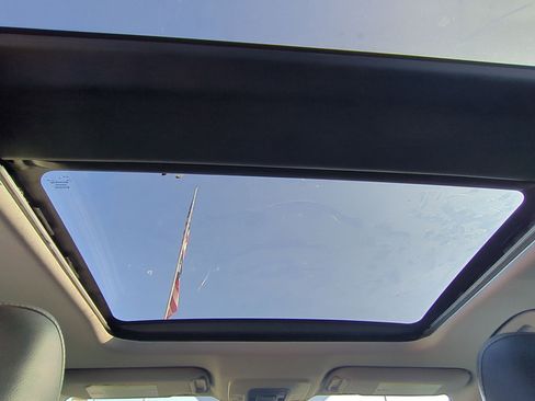 Used 2019 Toyota Camry XSE image 28