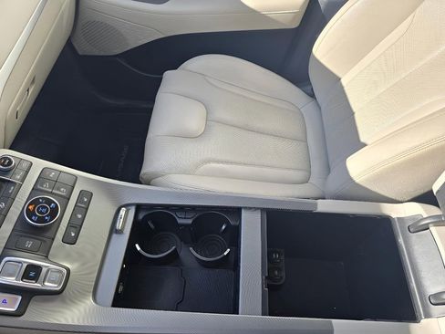 Used 2022 Hyundai Palisade SEL w/ 8P Bench Seat Package image 25