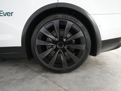 Used 2023 Tesla Model X AWD/4WD image 9