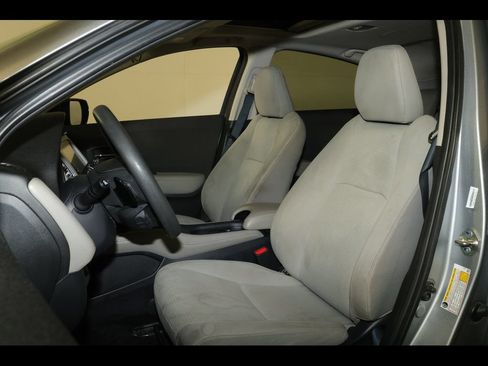 Used 2020 Honda HR-V EX image 12
