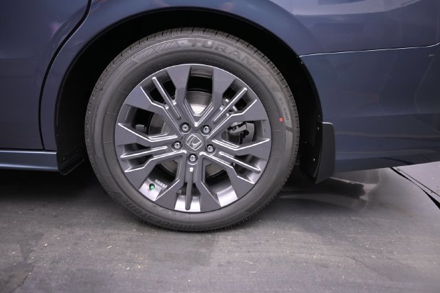 New 2027 Honda Odyssey Touring image 16