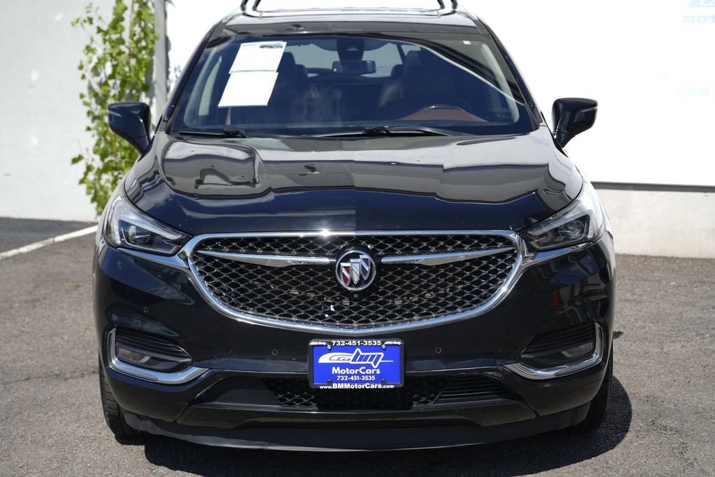 Used 2020 Buick Enclave Avenir w/ Avenir Technology Package AWD/4WD image 5