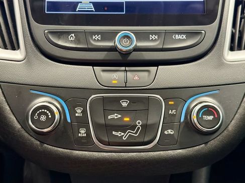 Used 2022 Chevrolet Malibu LS w/ Driver Confidence Package II FWD image 13