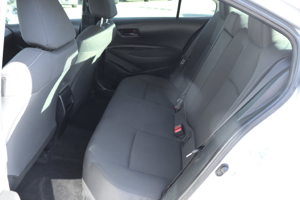 Used 2022 Toyota Corolla LE FWD image 33