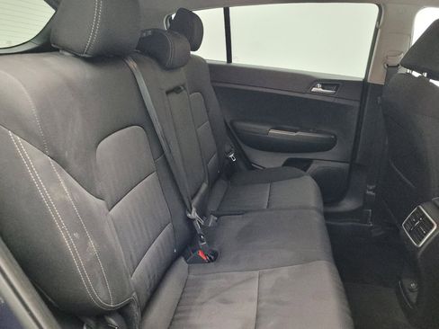 Used 2021 Kia Sportage LX image 19