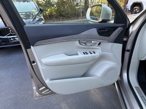 Certified 2023 Volvo XC90 B6 Plus image 14