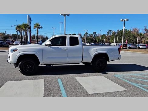 Used 2023 Toyota Tacoma SR image 24