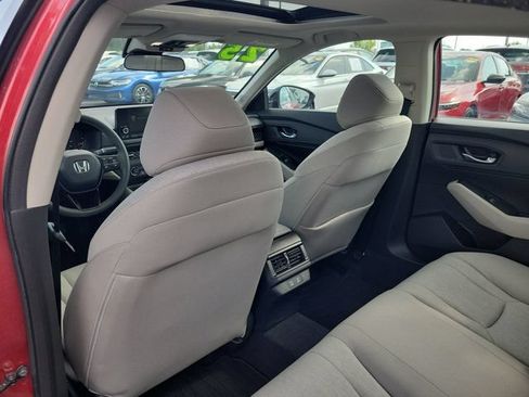 Certified 2025 Honda Accord SE image 14