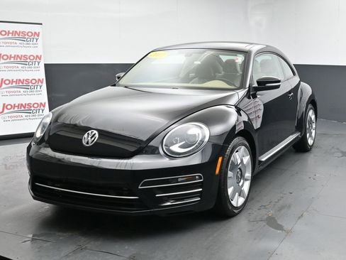 Used 2017 Volkswagen Beetle 1.8T SEL image 4