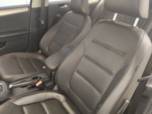 Used 2017 Volkswagen Jetta SE FWD image 17