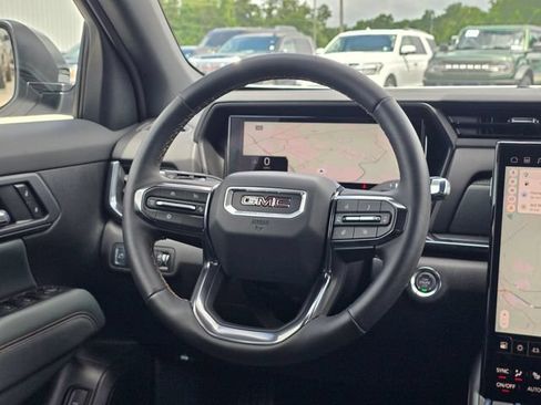 Used 2026 GMC Terrain AT4 AWD/4WD image 35