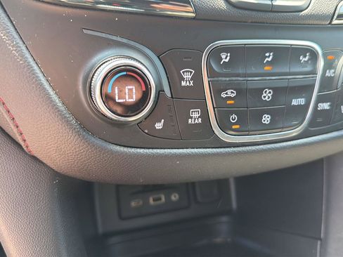 Certified 2024 Chevrolet Equinox RS w/ RS Leather Package FWD image 26