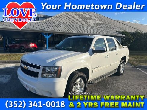 Used 2007 Chevrolet Avalanche LT w/ LT Preferred Equipment Group image 1